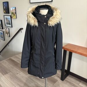 Forever 21 Black Puffer Coat with Fur Trim